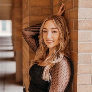 Meet your Posher, Brooke